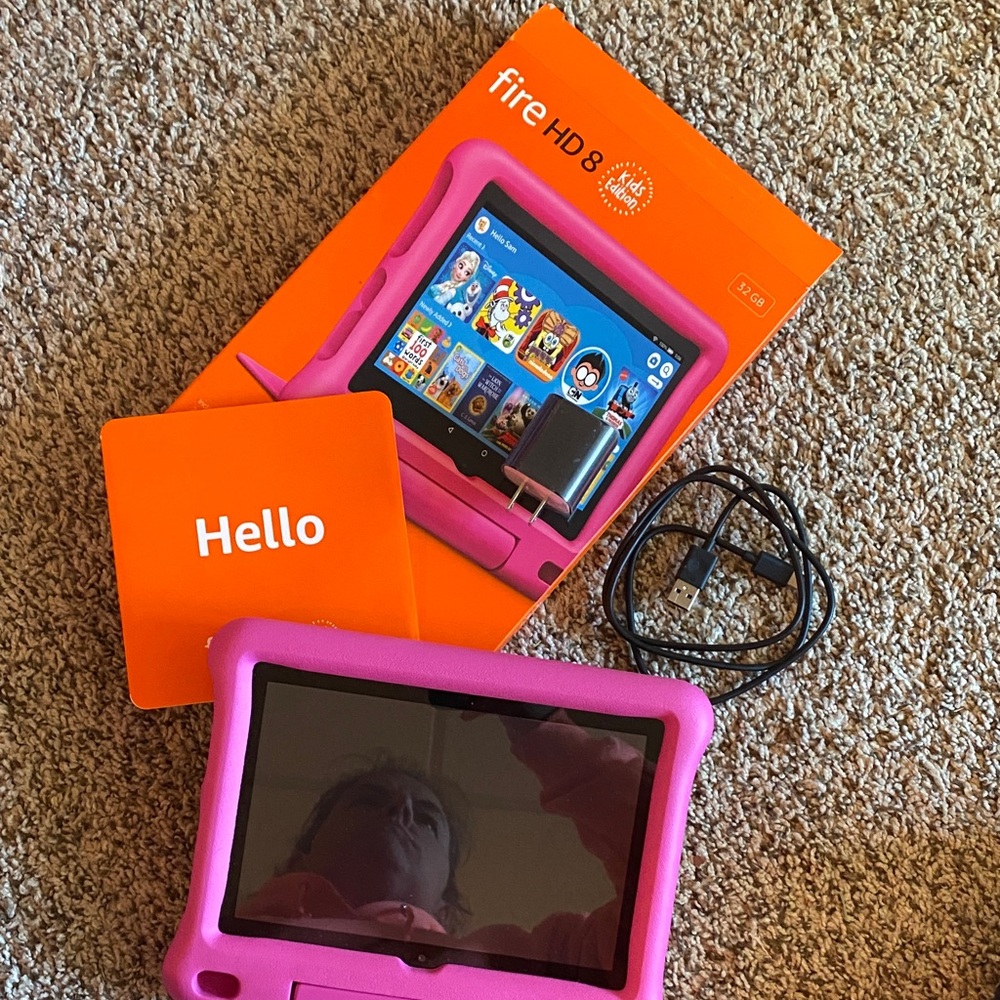 Amazon Fire HD 8 Kids Edition - Vibrant Pink